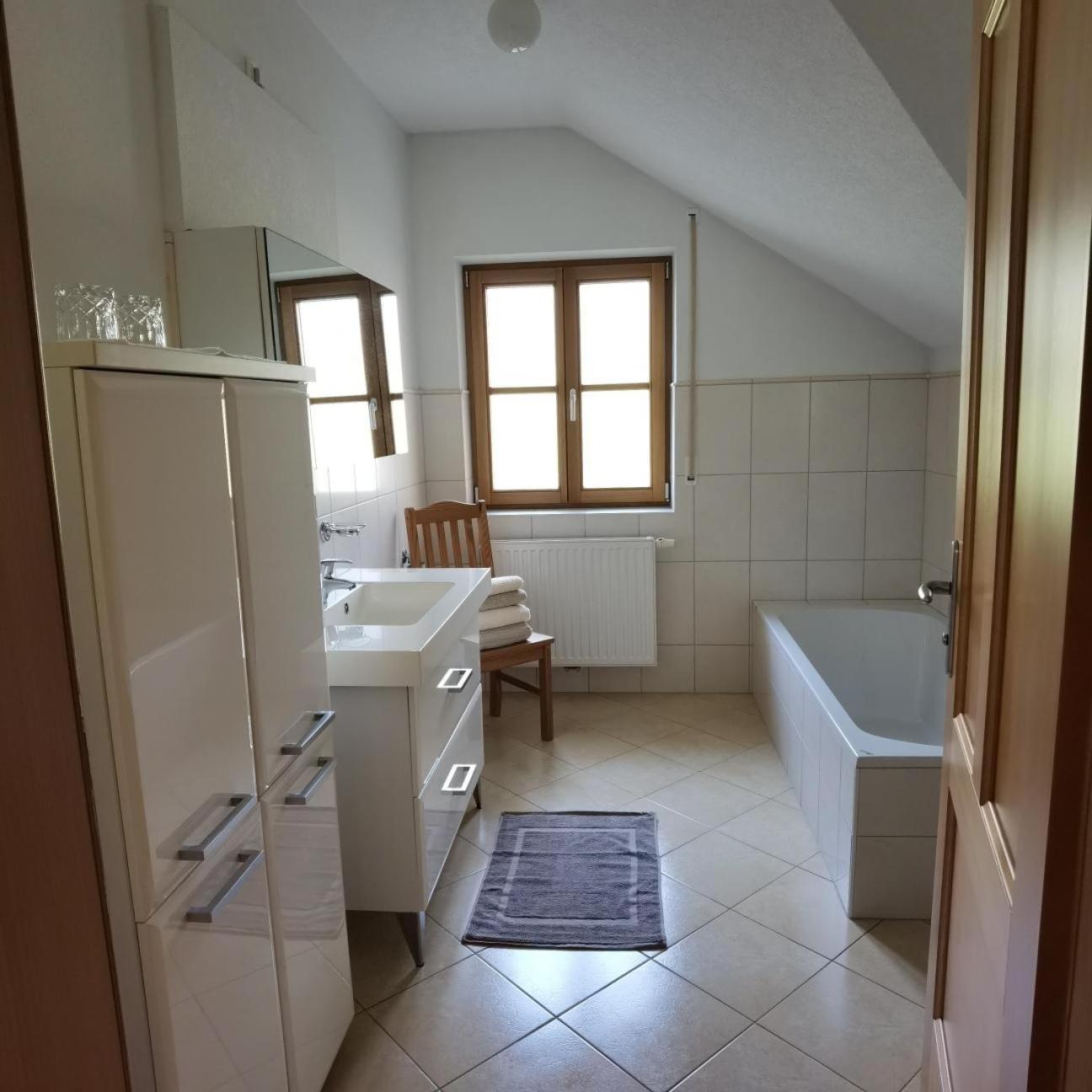 Privatzimmer Am Weinbrunnen Vorchdorf Exterior photo